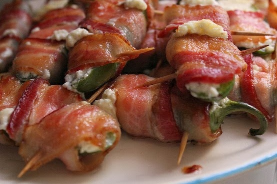 Find this Pin and more on Bacon-Wrapped Foods by Aileen B. Bacon Wrapped Stuffed Mushrooms - Cook'n is Fun - Food Recipes, Dessert, & Dinner Ideas I might actually eat these, they look pretty yummy! Bacon Wrapped Stuffed Mushrooms - A classic favorite stuffed mushroom is taken to new heights by wrapping in a slice of bacon.